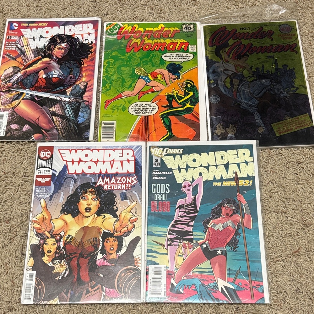 Vintage & Modern Wonder Woman Comic Book Collection